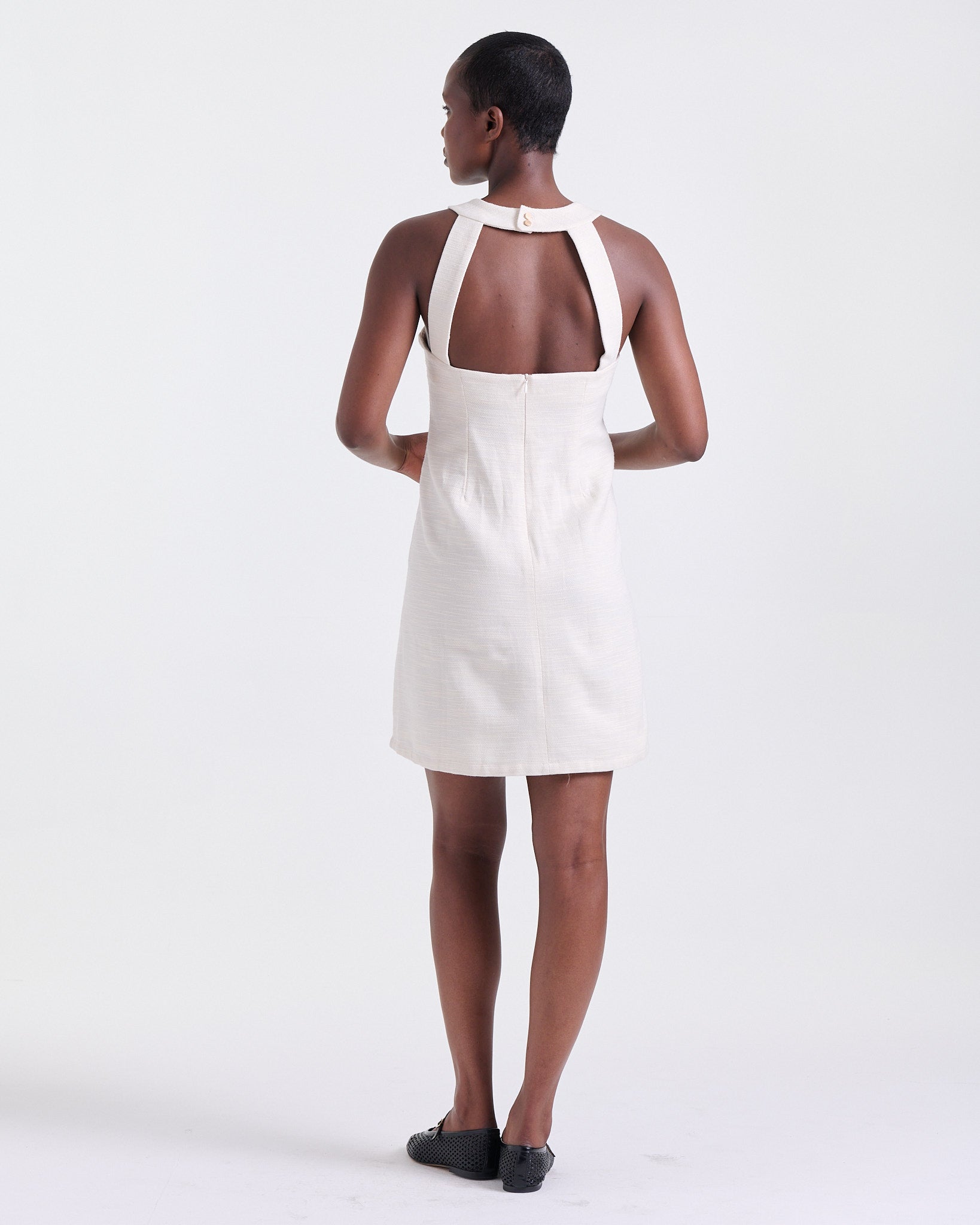 OFF WHITE